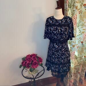 Chelsea28 floral print dress with lace detail NWT